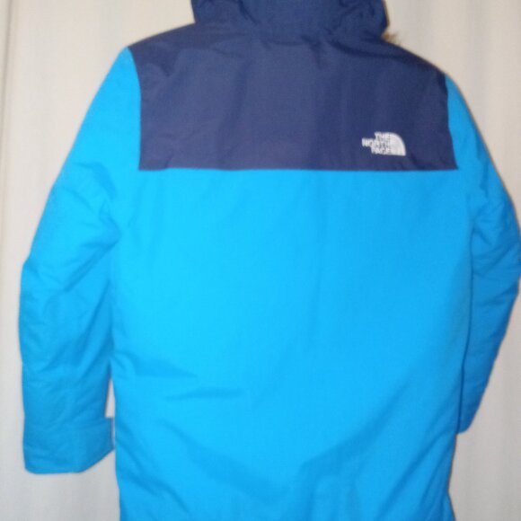 The North Face Kids Puffer Jacket in Blue and Navy - Picture 3 of 6